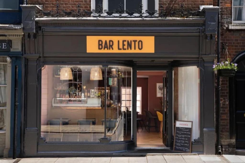 Lento Apartment ウィンチェスター エクステリア 写真